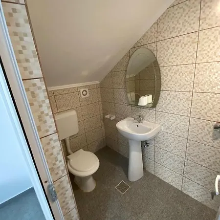 Privatunterkunft Bela