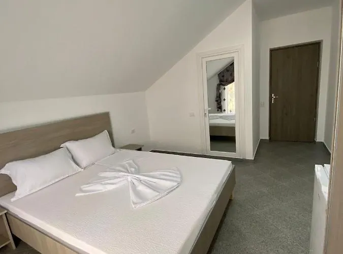 Privatunterkunft Bela *